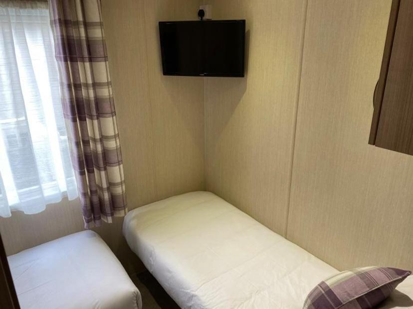 Kingfisher Court 2 Tattershall Lakes With Hot Tub Buitenkant foto